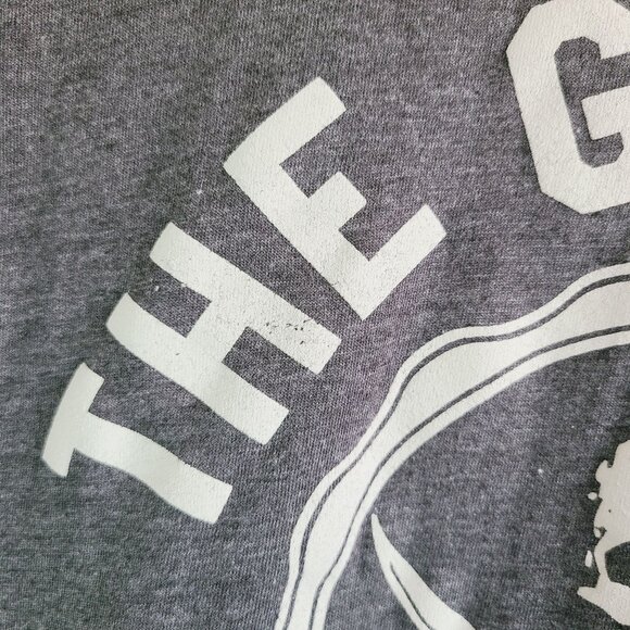 The Goonies Never Say Die Gray Graphic T-Shirt Pirate Skull Logo Men's Medium - Picture 4 of 10